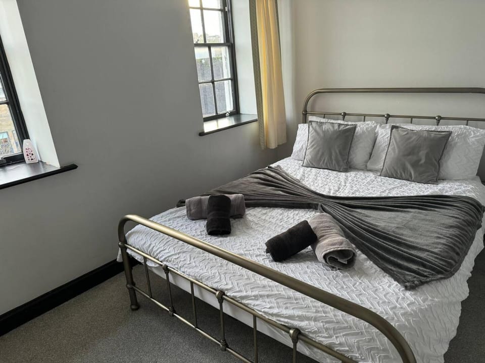 The Lowther Penthouse - 2 Bedrooms - Sleeps 4 Apartment in Copeland District