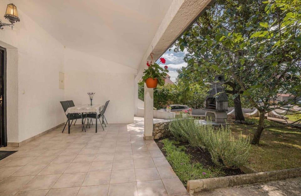 Summer, BBQ facilities, Garden, Balcony/Terrace