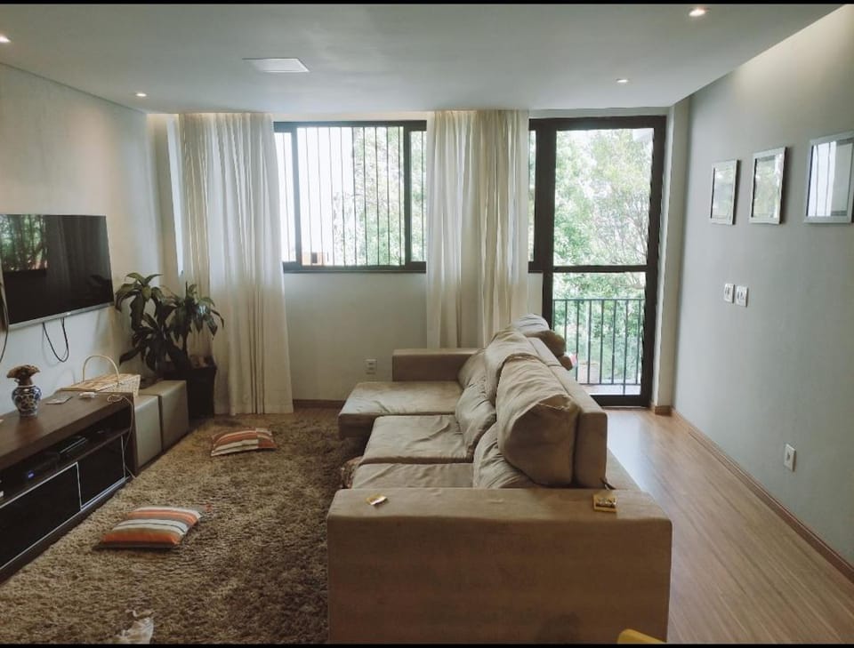 Hidro, piscina aqc, próx savassi House in Belo Horizonte