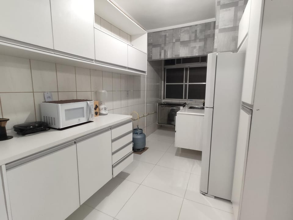 Kitchen or kitchenette, oven, stove