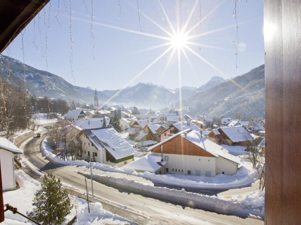 Appartement sur 2 niveaux, 3 pièces avec Wi-Fi et parking à Saint-Chaffrey, 6 personnes - FR-1-762-17 Apartment in Briançon