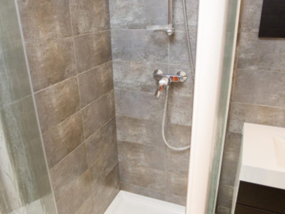 Appartement sur 2 niveaux, 3 pièces avec Wi-Fi et parking à Saint-Chaffrey, 6 personnes - FR-1-762-17 Apartment in Briançon