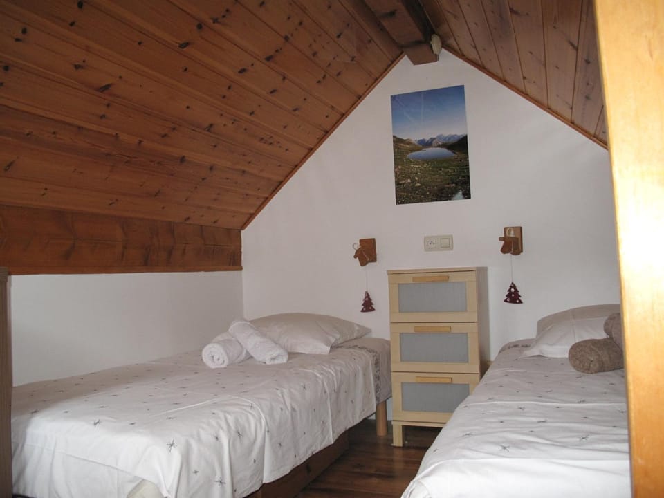 Charmant 4 pièces pour 6 pers., à 300m des pistes avec Wi-Fi, balcon et parking, Villeneuve - FR-1-762-3 Apartment in Saint-Chaffrey