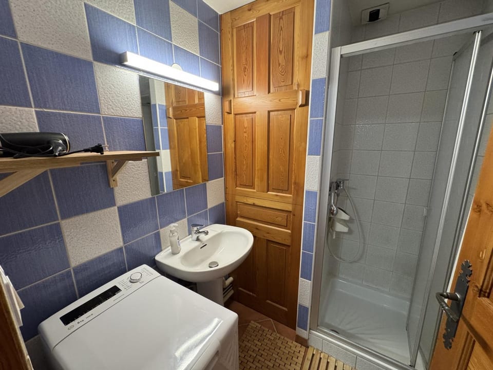 Charmant duplex 3 chambres, 8 personnes avec jardin, cheminée, proche pistes - Serre Chevalier - FR-1-762-32 Apartment in Saint-Chaffrey