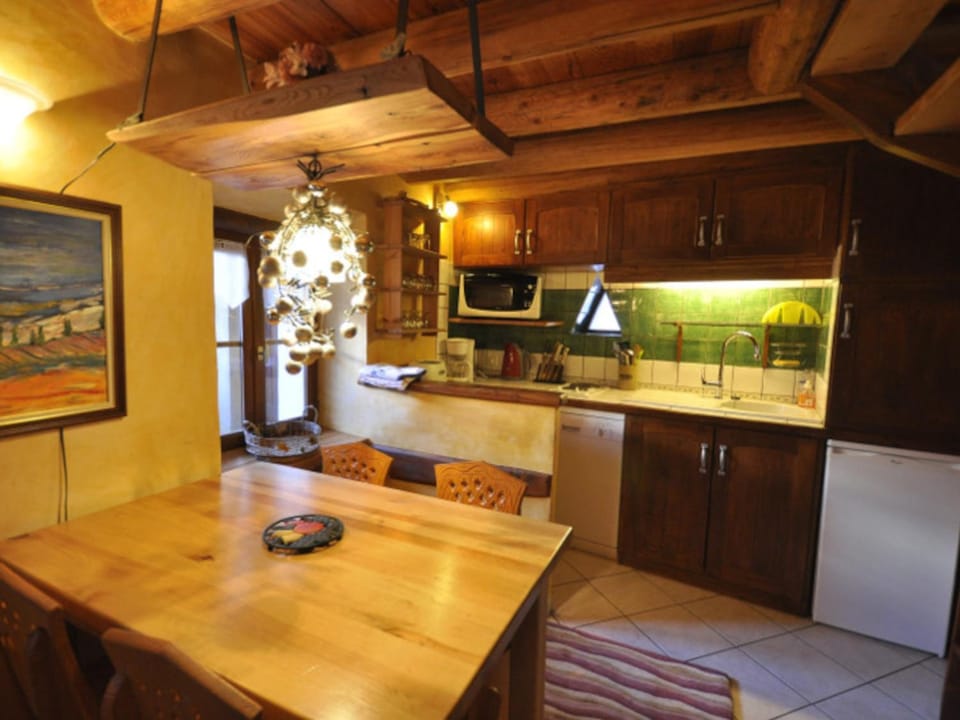 Charmant 2 pièces avec poêle, proche des pistes et navette gratuite - Serre Chevalier - FR-1-762-24 Apartment in Saint-Chaffrey