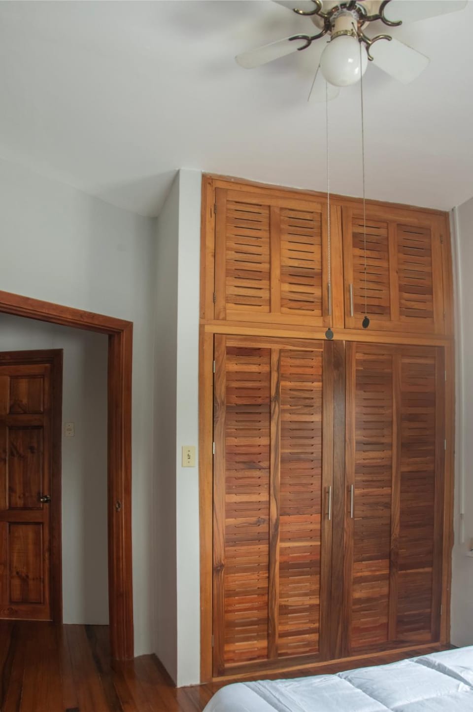 Property building, Photo of the whole room