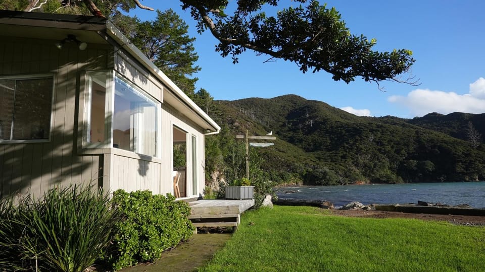 Property building, Garden, Mountain view