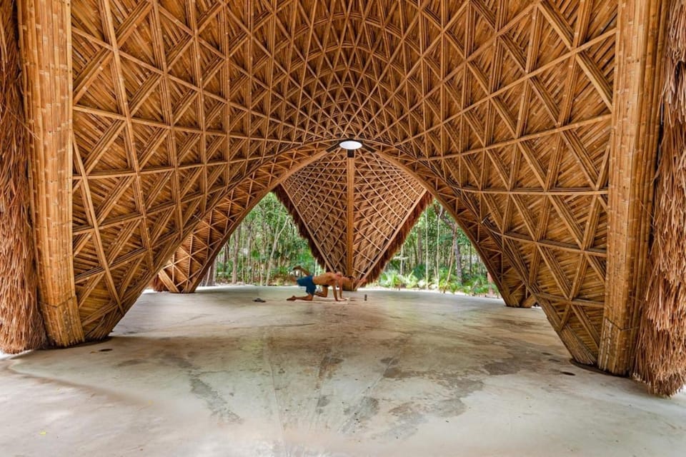 Encanto Luxe Jungle Apt 10min BeachHot TubKing Apartment in Tulum