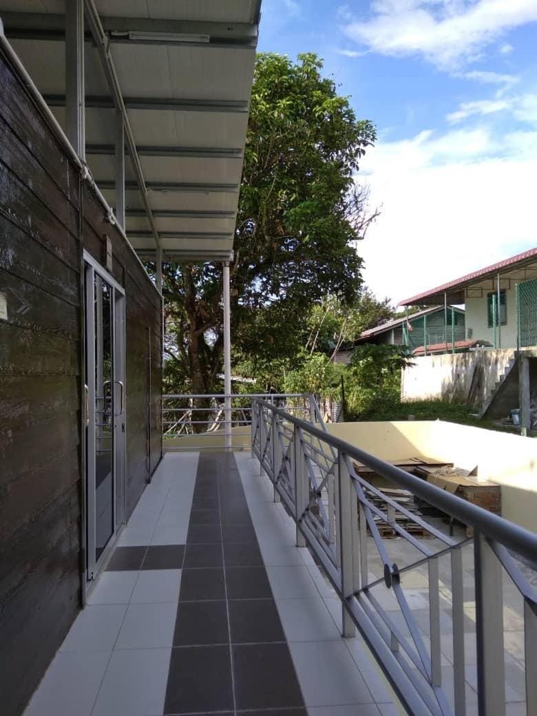 Bonsai Homestay Kluang - B17 Bed and Breakfast in Johor