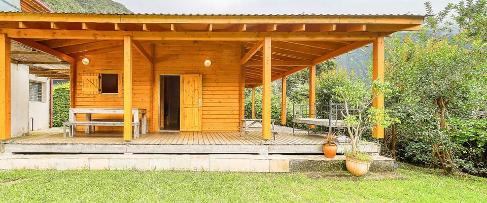 Property building, Patio, Garden, Garden view