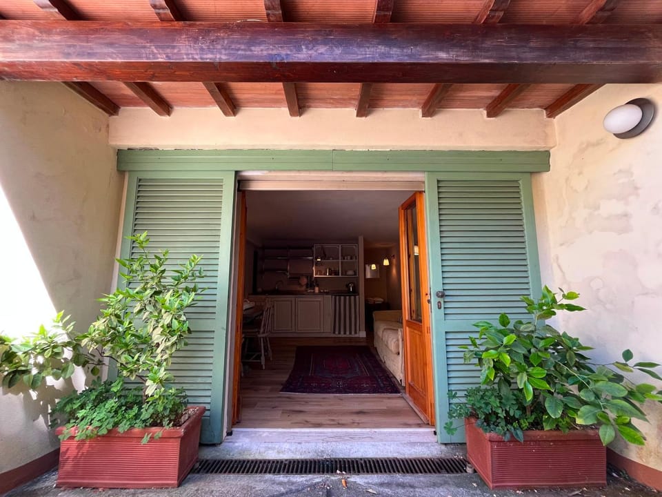Bilocale a due passi dal mare immerso nel verde Apartment in Tuscany