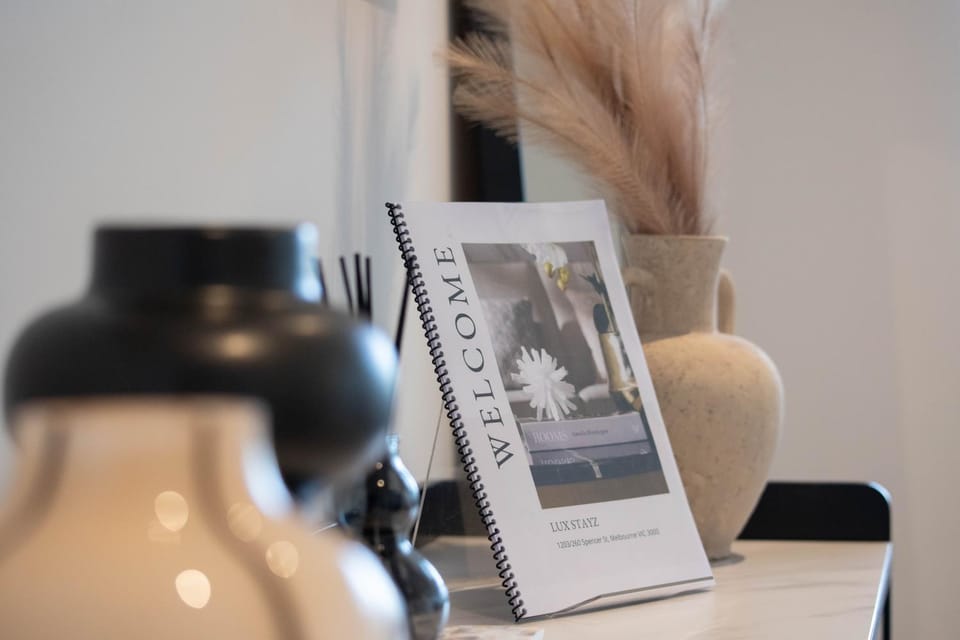 Supreme 3 Bedroom Apartment in Melbourne CBD Apartment in Melbourne