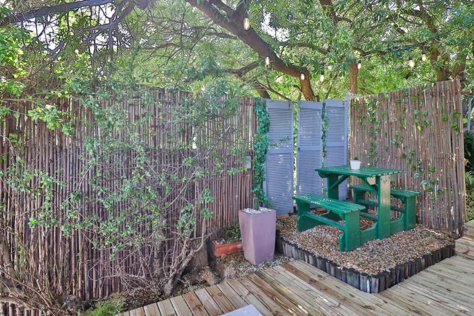 Cesars Cottage Charming Sea Point Hideaway House in Sea Point