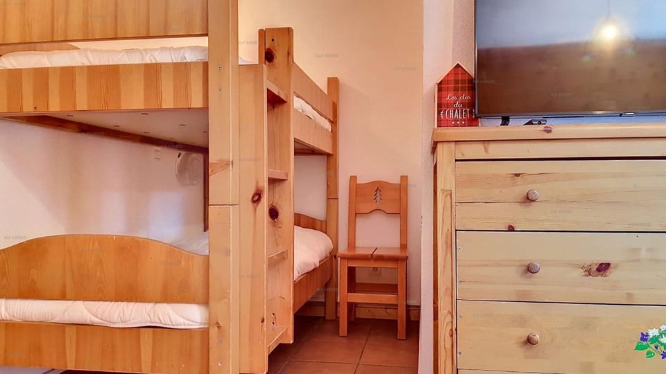 Résidence Lodges Des Alpages - 3 Pièces 6 pers - LES LODGES DES ALPAGES - 413LDGA - PLAGNE SOLEIL MAE-4284 Apartment in Mâcot-la-Plagne