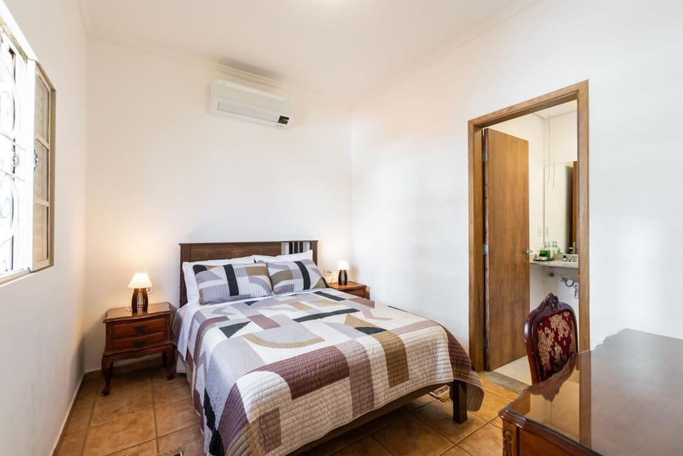 Casa da Cris Vacation rental in Sao Paulo City