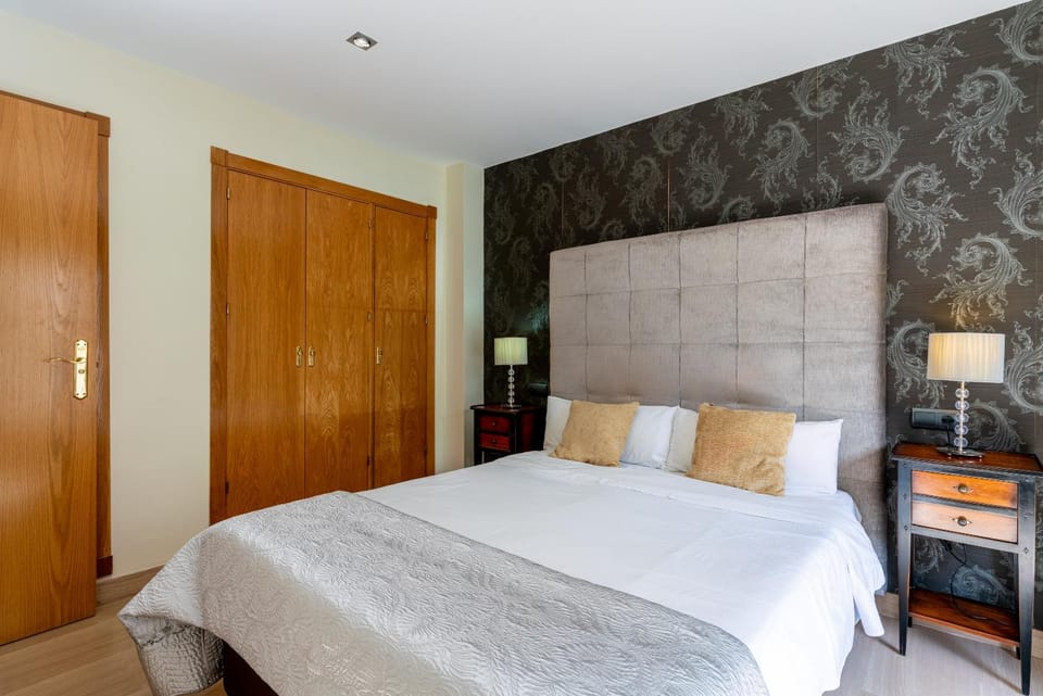 PyLE Apartamento Centro junto Catedral Apartment in Seville