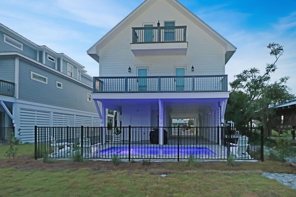 Desoto 2 by Pristine Property Vacation Rentals House in Florida