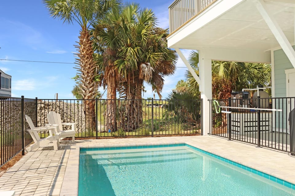 Desoto 1 by Pristine Property Vacation Rentals House in Florida