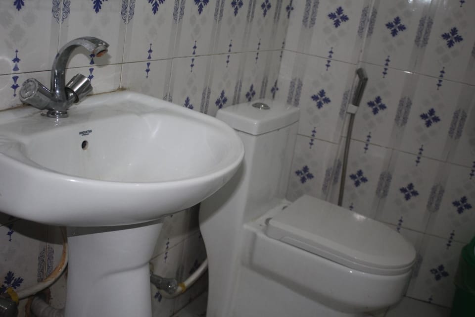 Bathroom, Bath