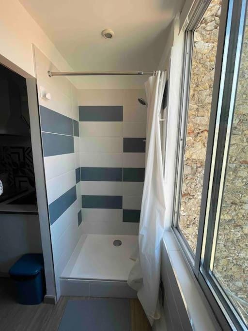 Sanary Sunset votre cocon au coeur du port Apartment in Sanary-sur-Mer