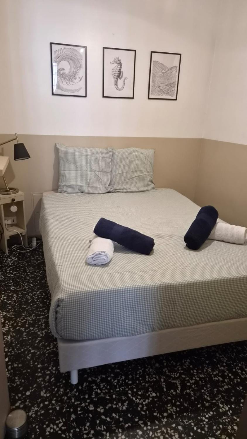 Appartement au coeur du quartier de la Roquette Apartment in Arles