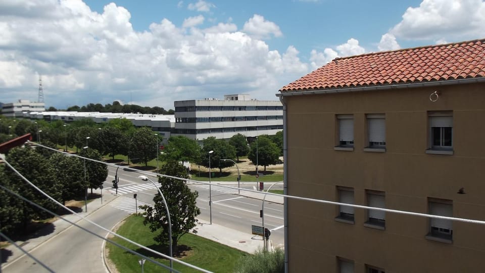 Property building, Day, Neighbourhood, City view, Street view, Location
