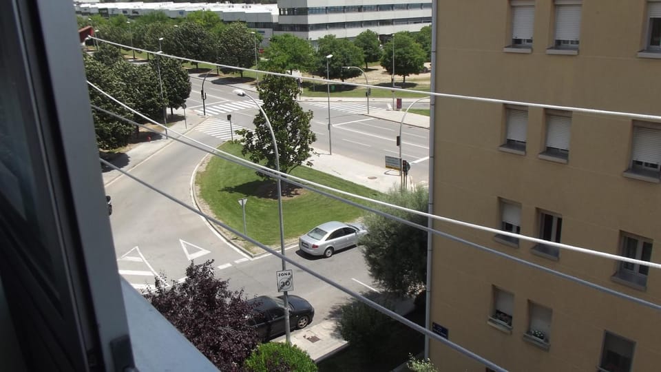 Property building, Day, Neighbourhood, City view, Street view, Location