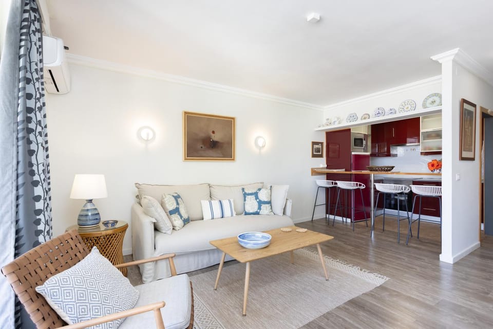 Living room, kitchen