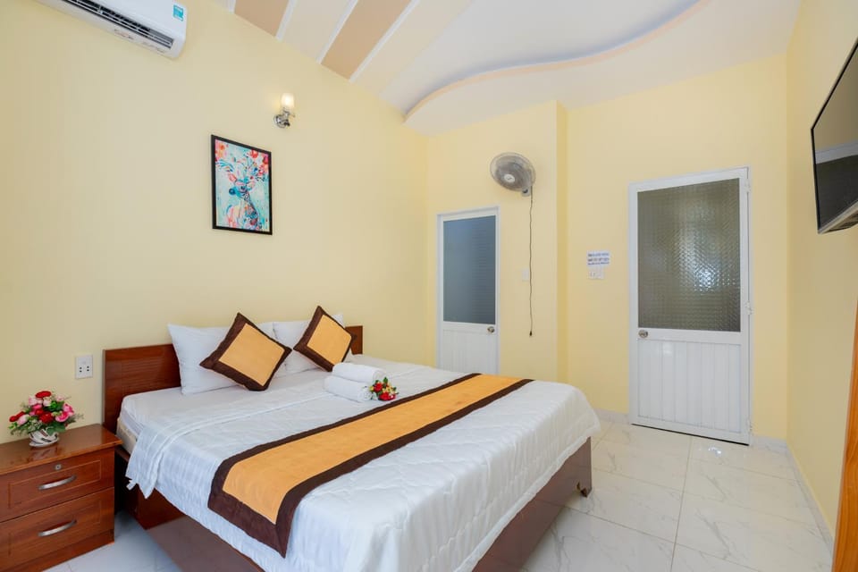 Nhà phố nguyên căn Free Bida & Loa karaoke - 4 phòng ngủ - 30 Võ Thị Sáu - Bãi sau Villa in Vung Tau