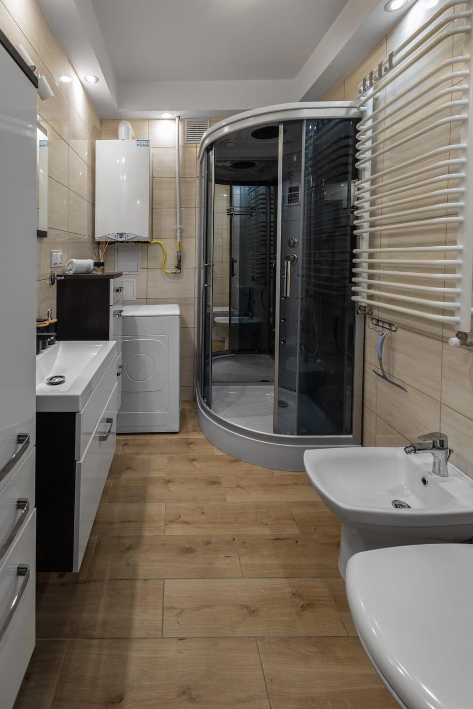 Shower, Bathroom, bidet, washing machine
