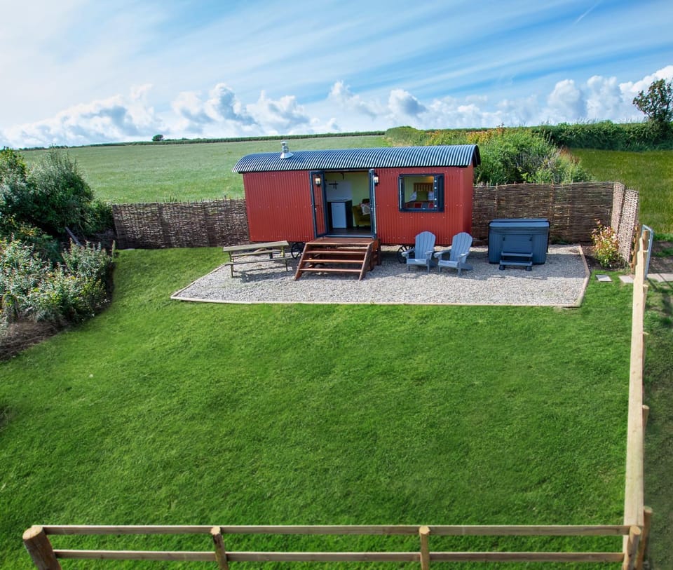 Property building, Garden