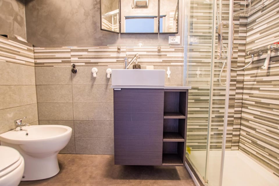 Shower, Toilet, Bathroom, bidet