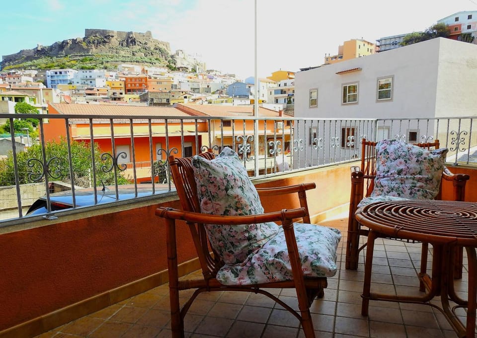 Balcony/Terrace, Balcony/Terrace