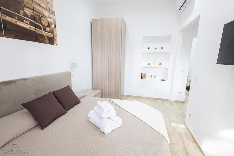 The Little Big House Apartment in Rome