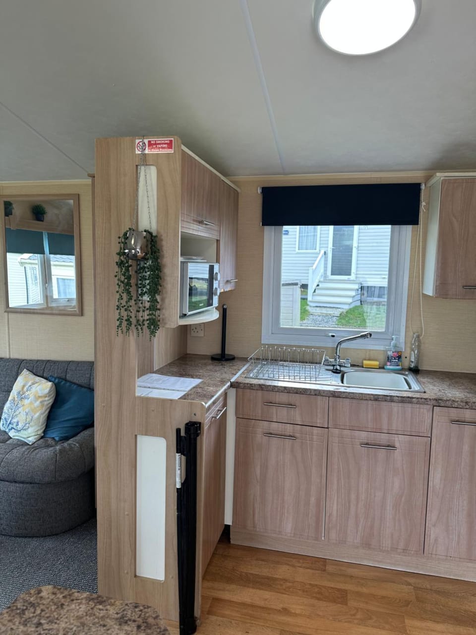 Newquay Bay Porth Caravan - 8 Berth Campground/ 
RV Resort in Newquay