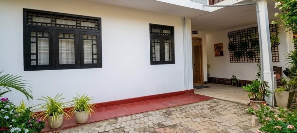 DR. Place Apartment in Hikkaduwa