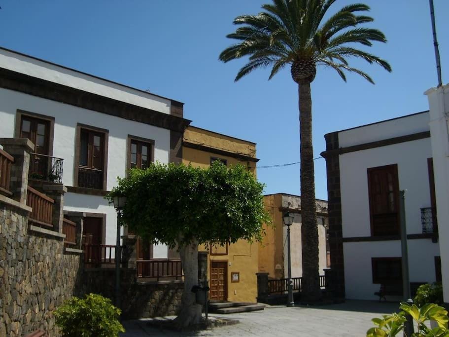 PRECIOSA CASA EMBLEMATATICA, PISCINA,WIFI House in Orotava Valley