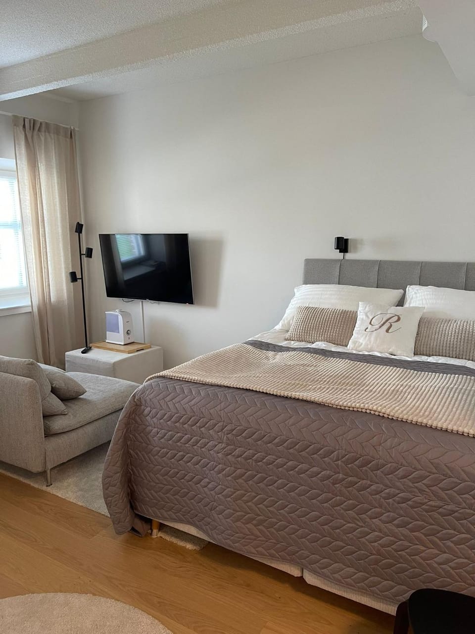 Kaunis huoneisto Turun Kakolassa Apartment in Turku