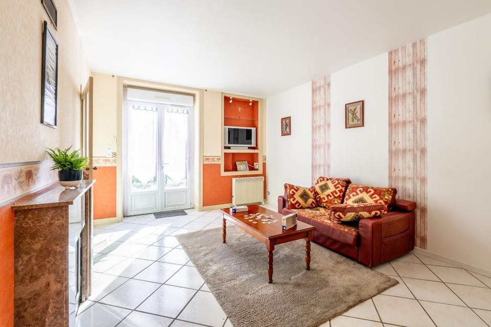 Property building, Living room