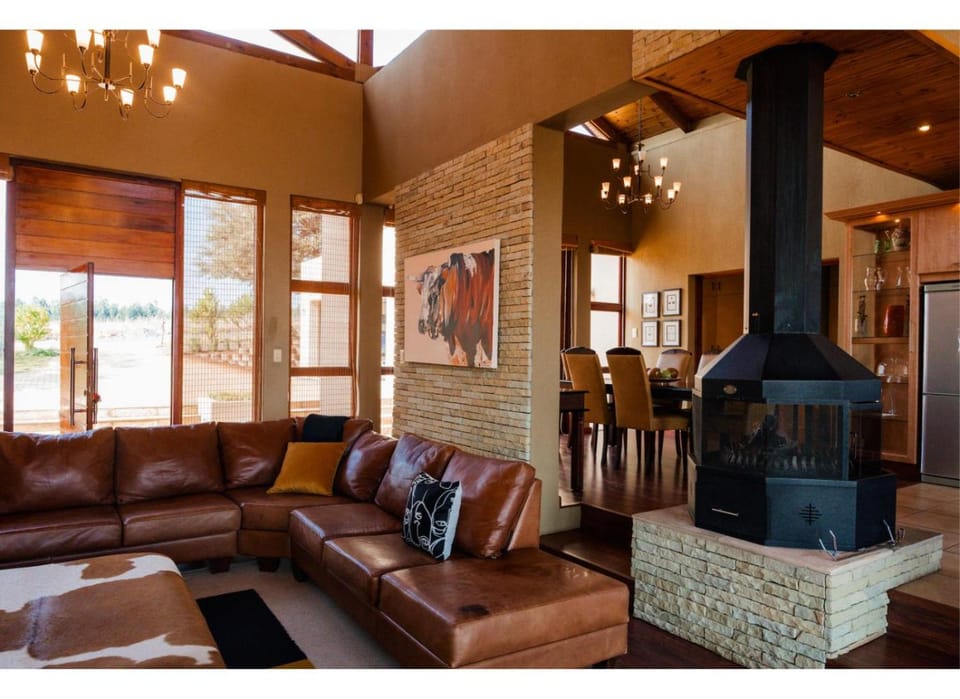 Fourteen Tumbleweed, Cathkin Estates by Euphoric Leisure Apartment in KwaZulu-Natal