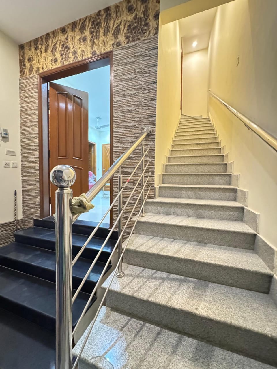 Dream home 2 & 4 bedroom Family house House in Karachi