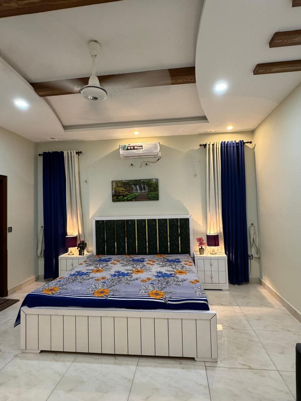 Dream home 2 & 4 bedroom Family house House in Karachi