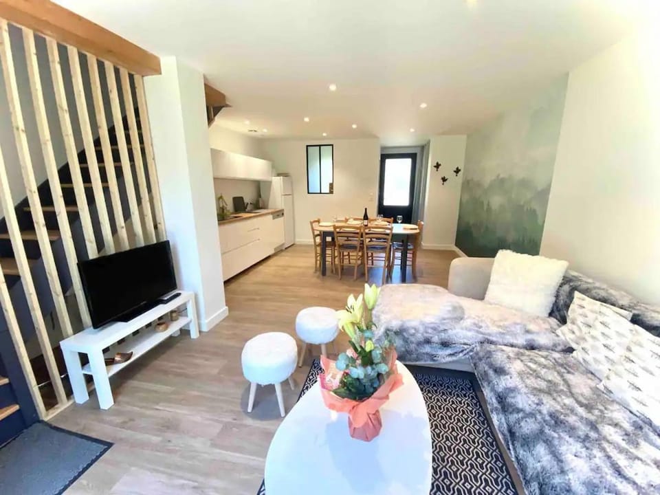 TV and multimedia, Living room