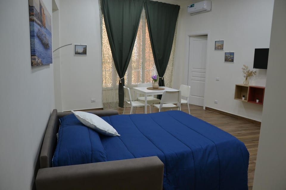 Blu Holiday Apartment in Naples