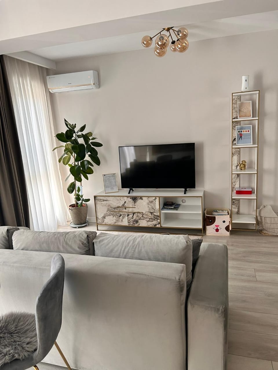 Elegance Apartment in Bucharest