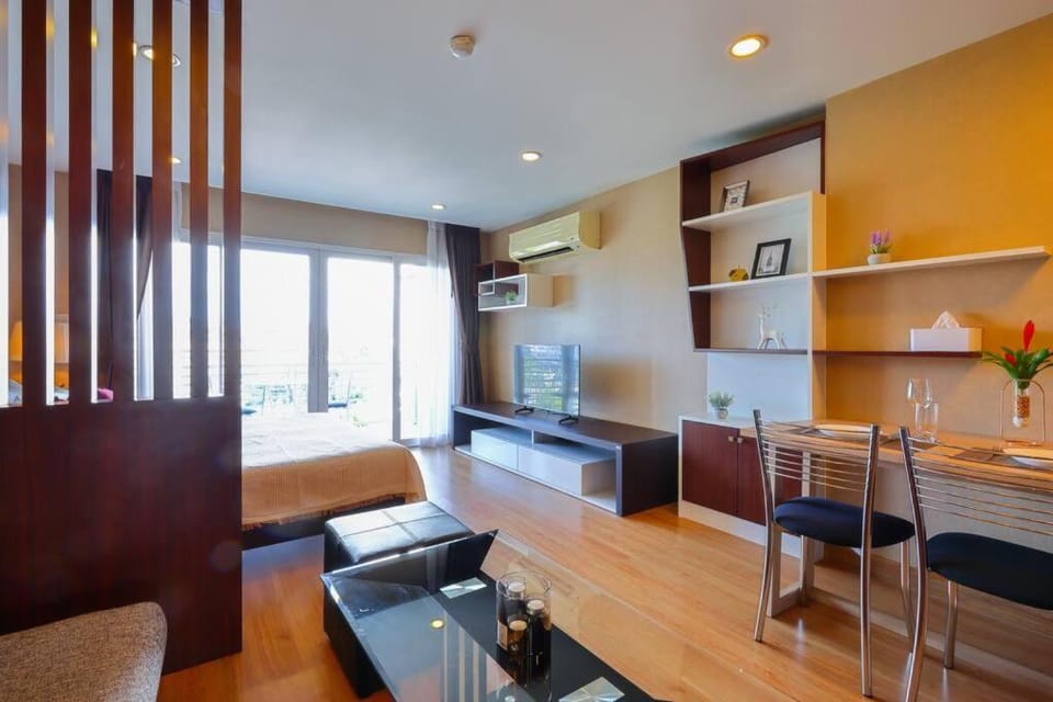 Luxury Living in heart of Nimman Apartment in Chiang Mai