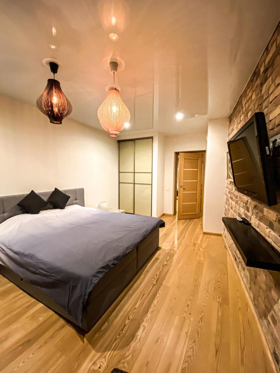Bedroom, wardrobe