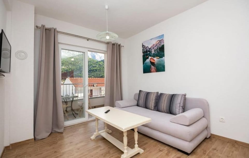 Apartmani Valentina Drvenik Apartment in Dubrovnik-Neretva County