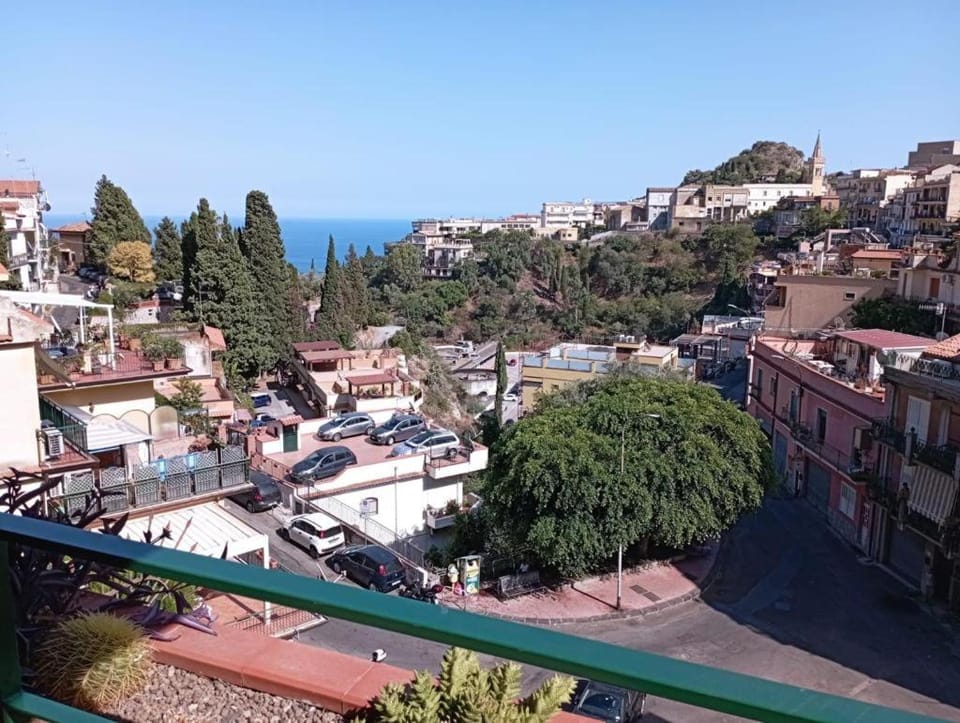 LAPILLI HOUSE TAORMINA Apartment in Taormina