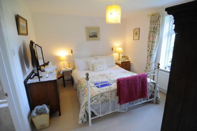 Blackbrook House Bed and Breakfast in Dorking